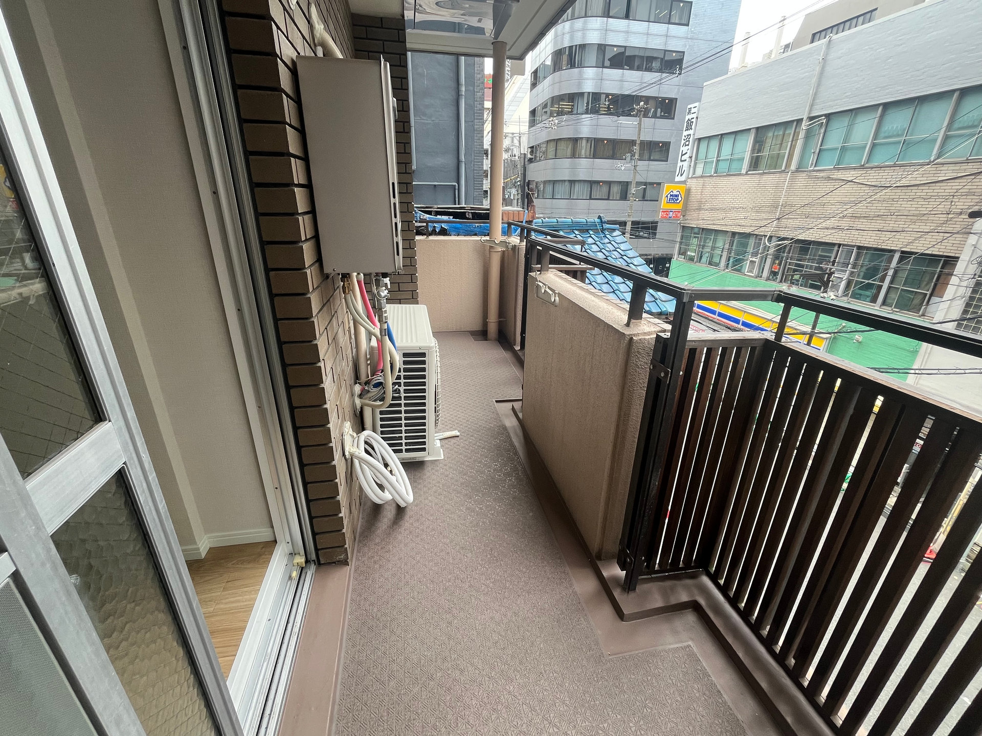 バルコニー